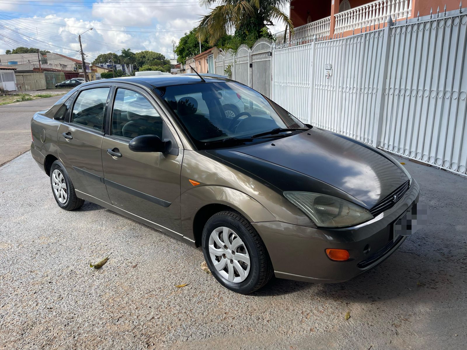 Focus Sedan