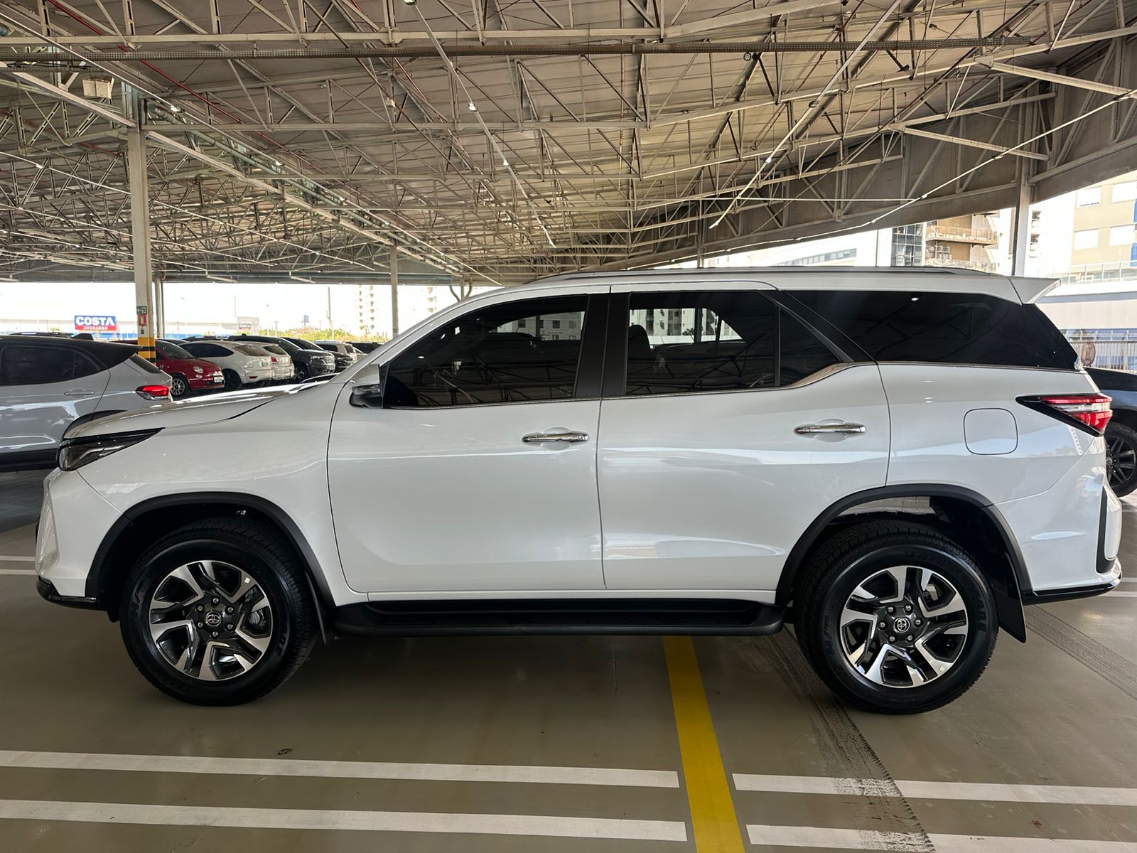 SW4 SRX Platinum 7 Lugares