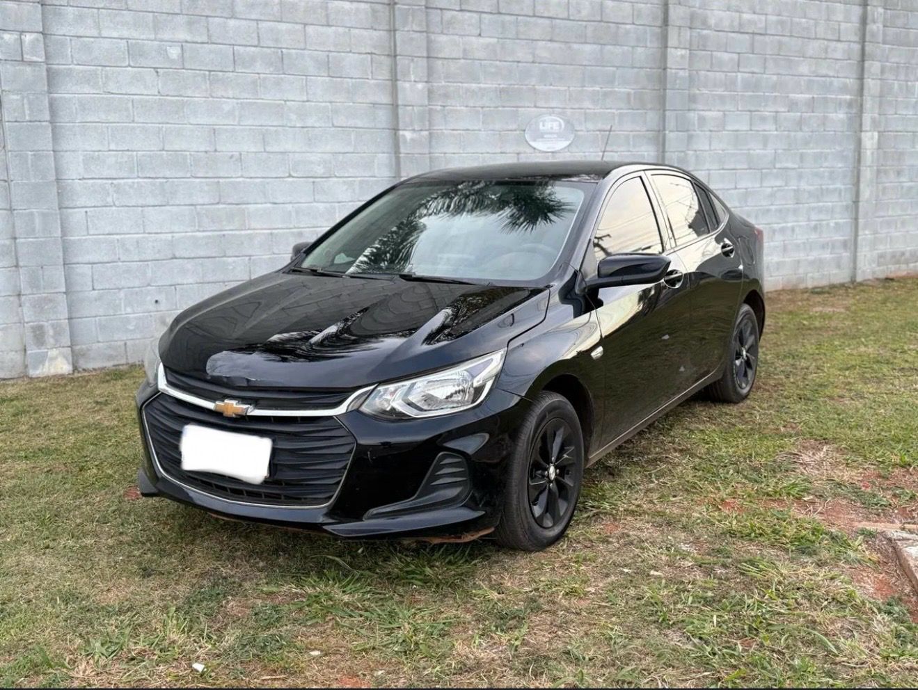 Onix Sedan Plus LT Turbo