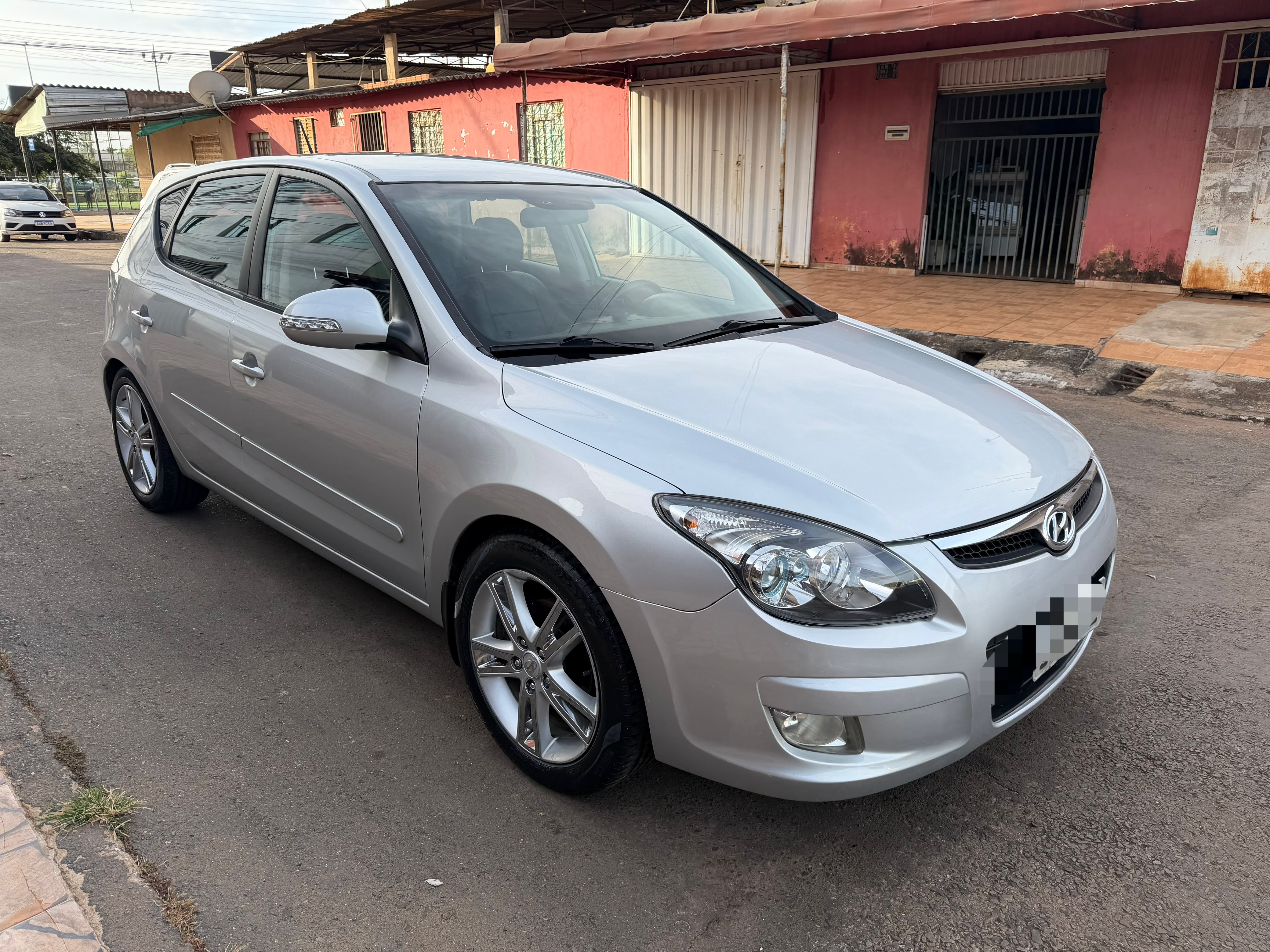 I30