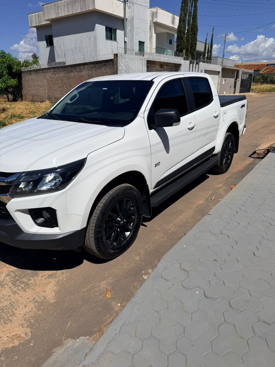 S10