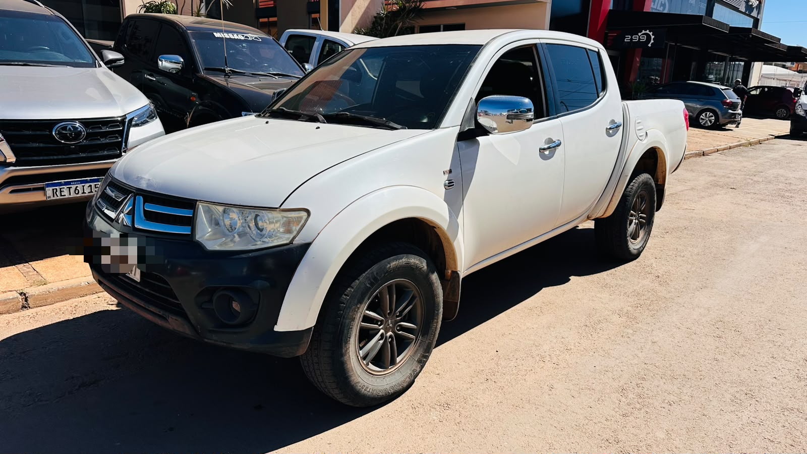 L200 Triton